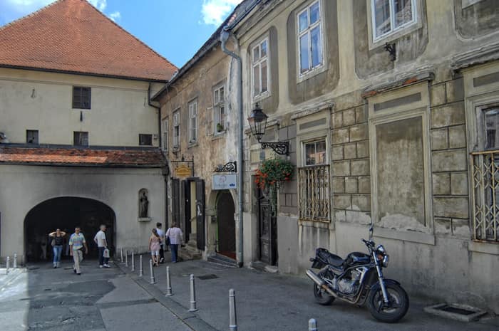 La Porte de pierre sur une photographie de 2007