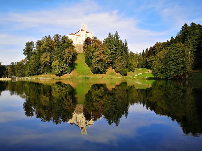 Schloss Trakošćan auf einem Foto von 2021