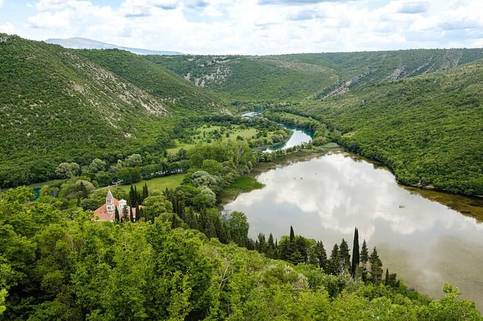 Das Kloster Krka von außen