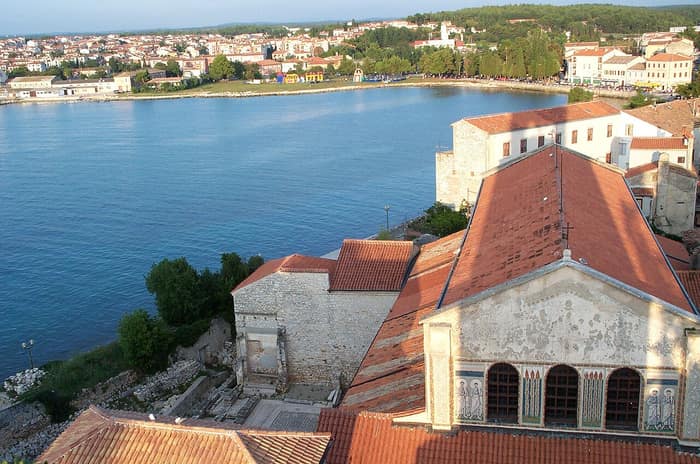 Panoramablick auf die Basilika in Poreč