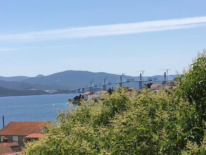 Lavori di costruzione del ponte di Sabbioncello nel giugno 2021