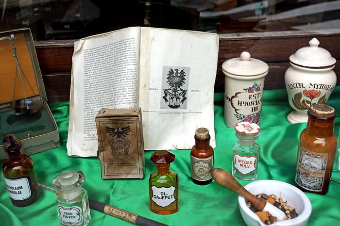Old pharmacy display in the museum of Veliki Tabor