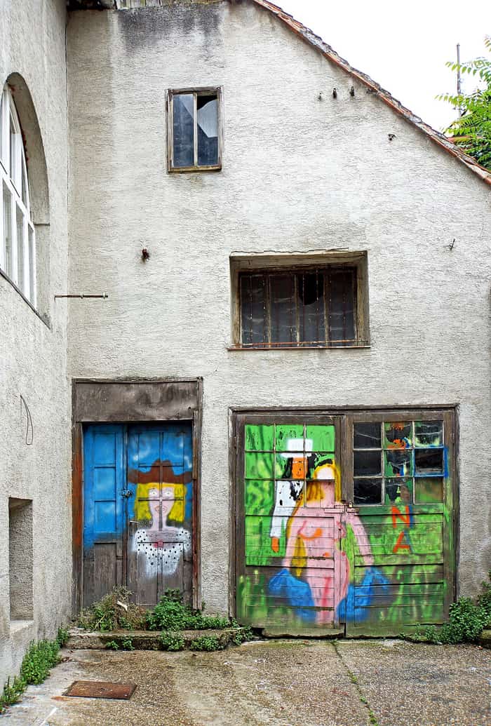Back alley between the walls of Veliki Tabor