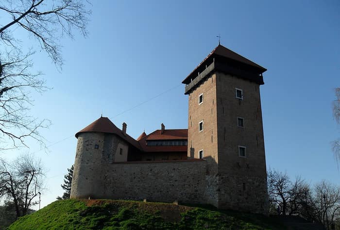 Dubovac Castle on its hill above Karlovac