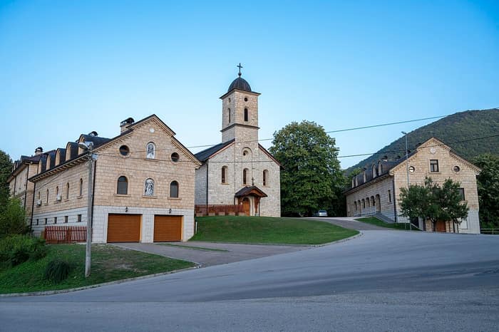Terza veduta del monastero di Krupa