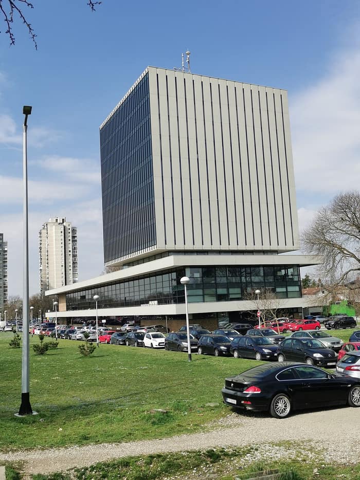 L'edificio del Ministero del Turismo, Kockica