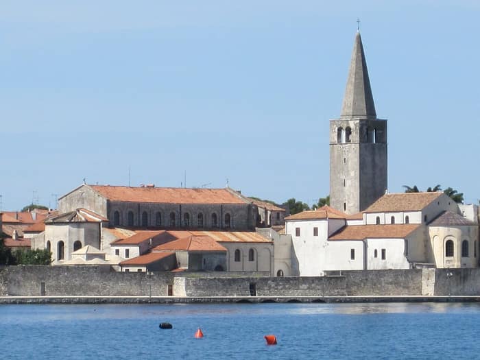 La basilica Eufrasiana a Parenzo, cattedrale bizantina del VI secolo in Istria