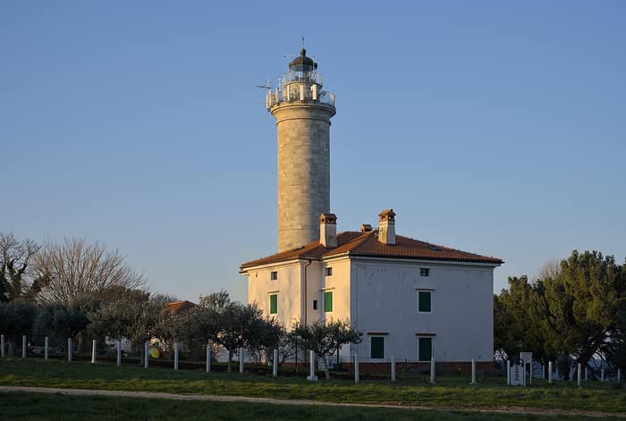 Leuchtturm von Savudrija an der istrischen Küste